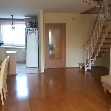 Nyaraló Exklusives Haus Mit Garten *