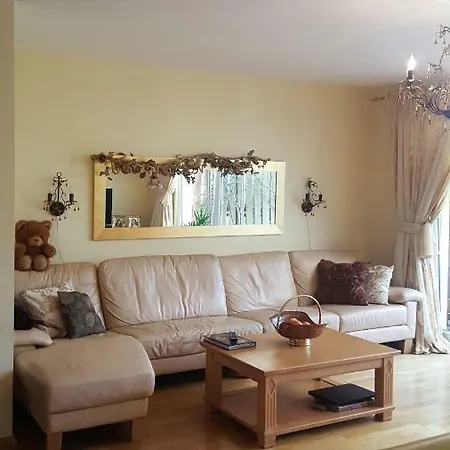 Exklusives Haus Mit Garten