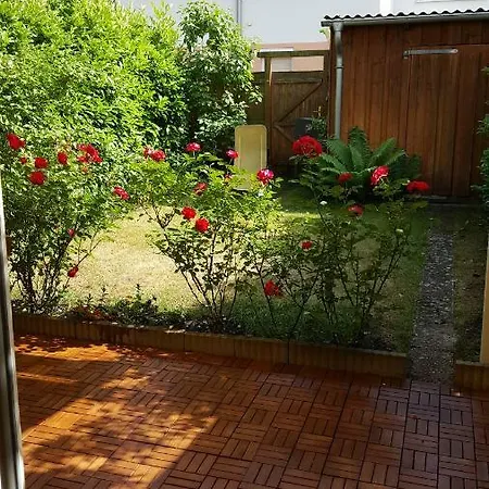 Exklusives Haus Mit Garten