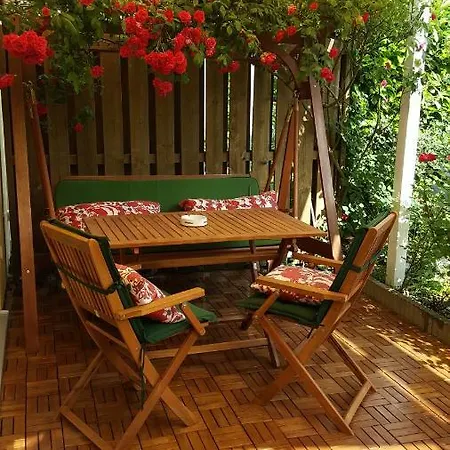 Exklusives Haus Mit Garten *