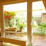 Exklusives Haus Mit Garten